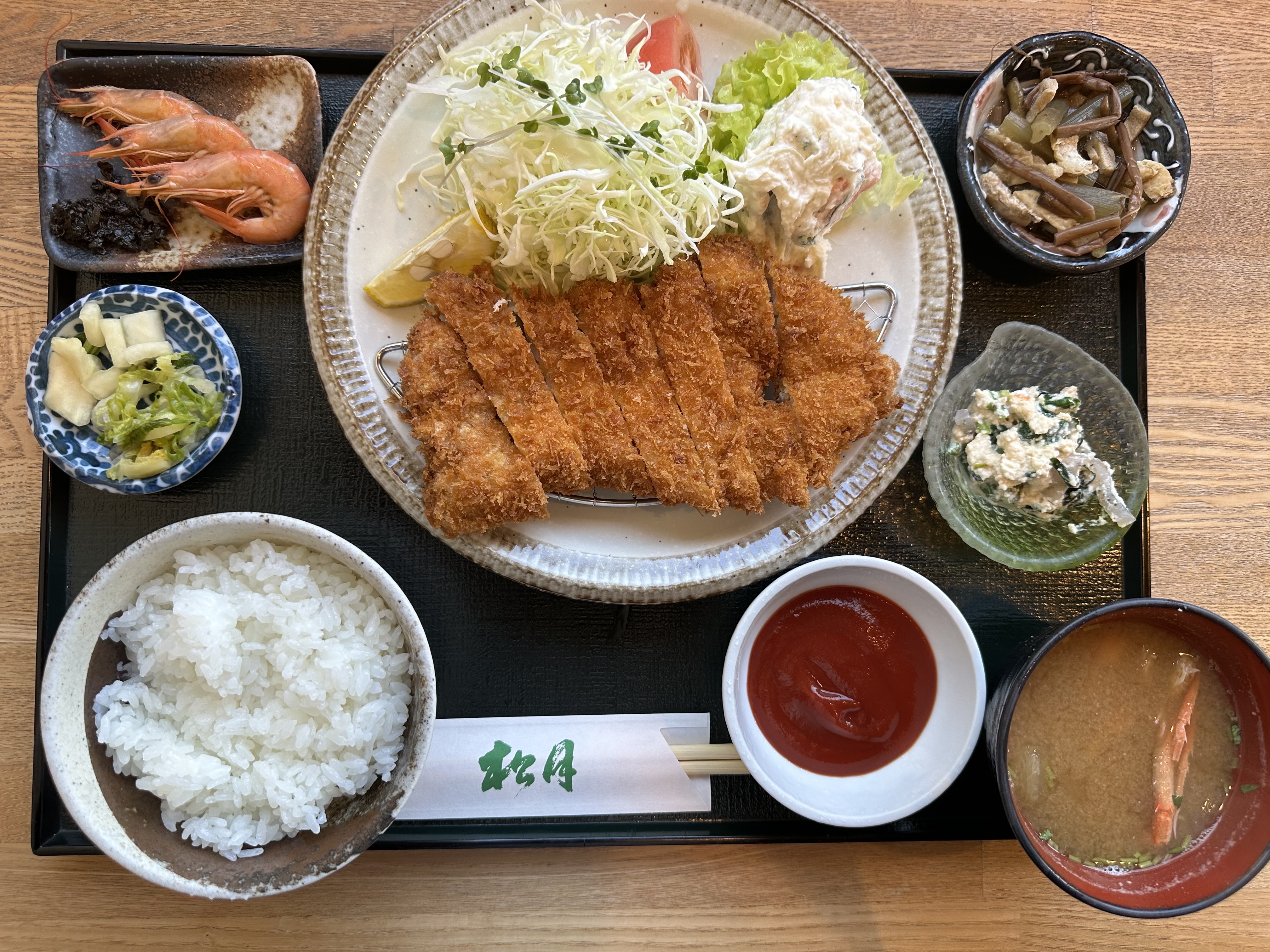 とんかつ定食