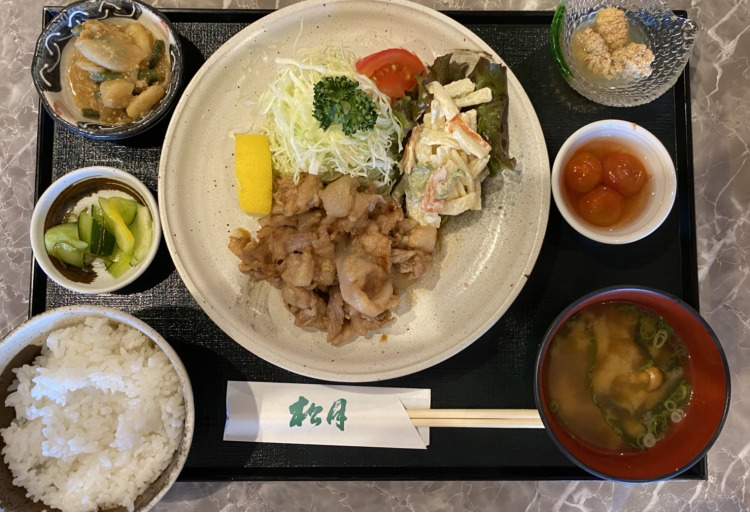 豚生姜焼き定食